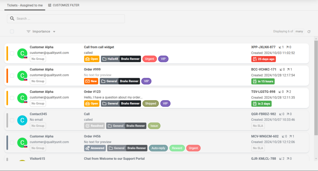 Ticket management screen with customer ticket details showing responsive ticket view