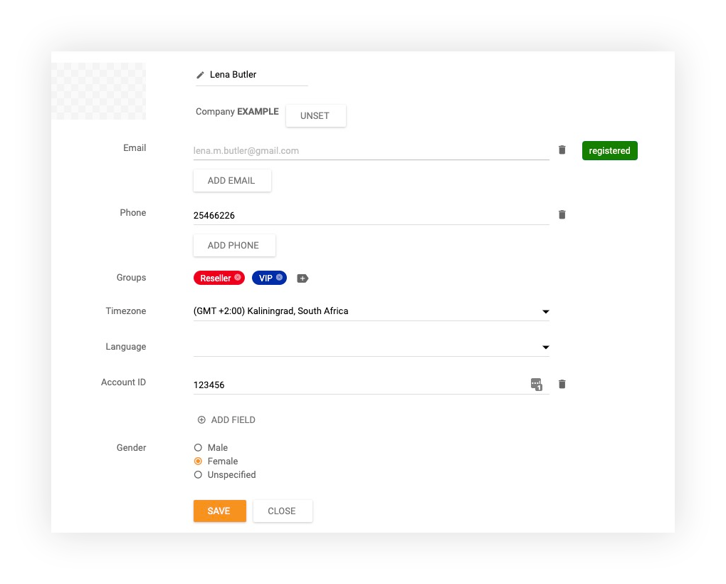 Lägga till en kontakt i LiveAgent