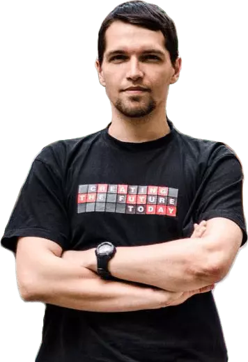 Profile photo of Peter Komornik from their company
